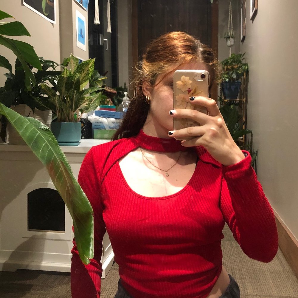 Red Cut Out H&M Top